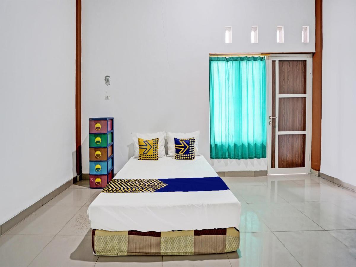 Hotel Oyo 92006 Kost Sejahtera Syariah Sidoarjo Zewnętrze zdjęcie