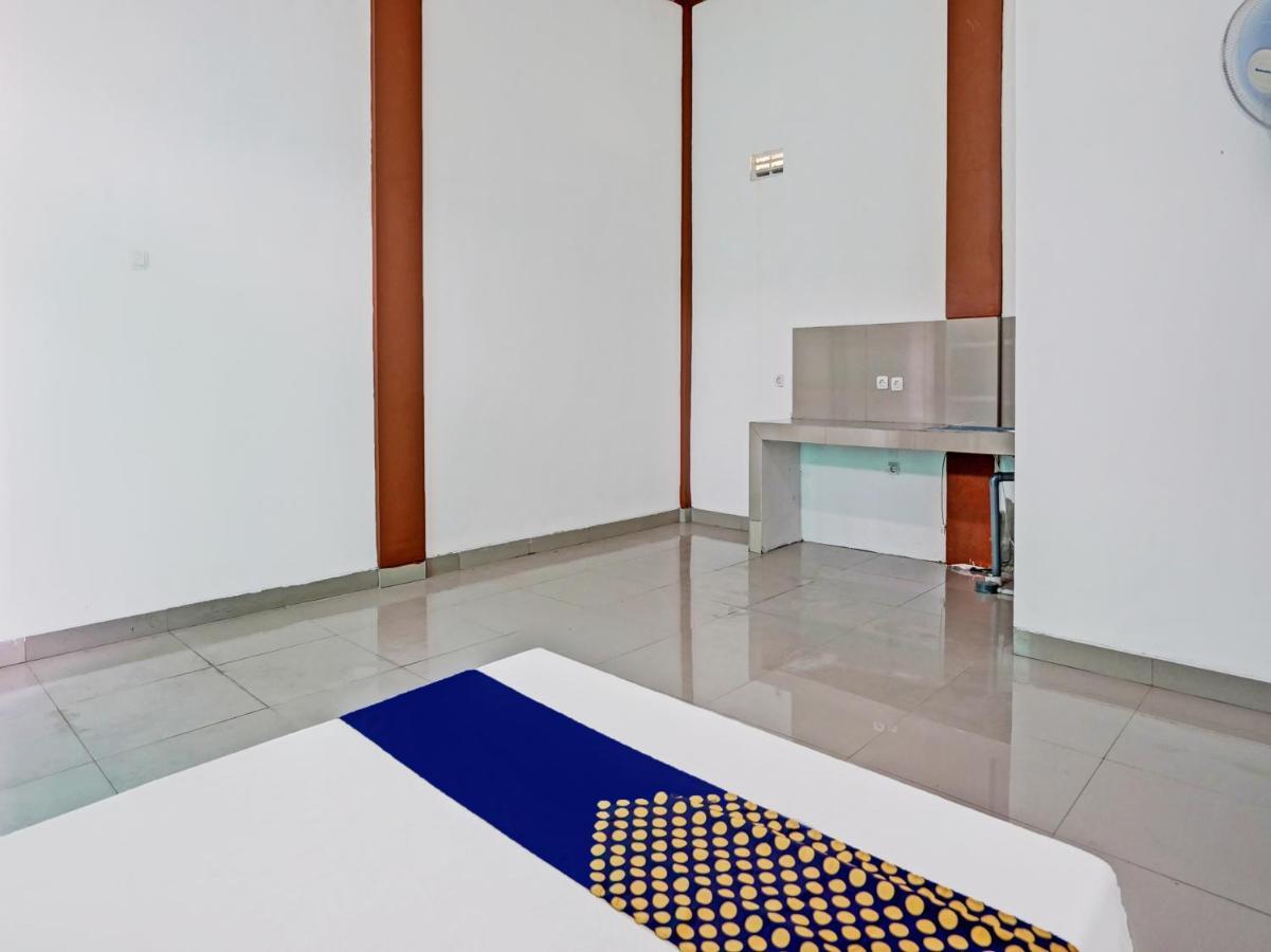 Hotel Oyo 92006 Kost Sejahtera Syariah Sidoarjo Zewnętrze zdjęcie
