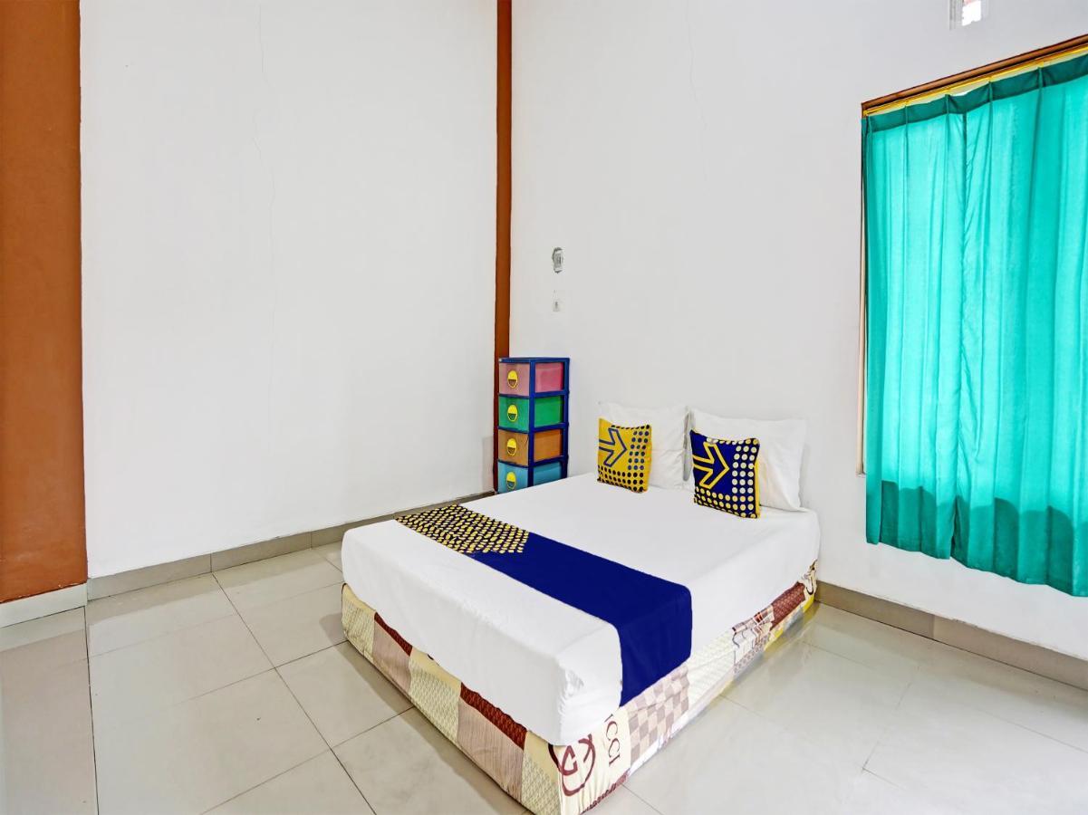 Hotel Oyo 92006 Kost Sejahtera Syariah Sidoarjo Zewnętrze zdjęcie